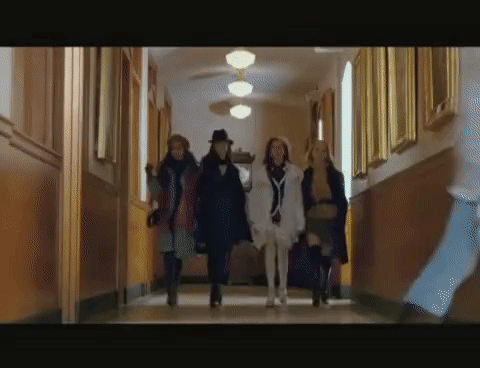 Những bộ phim nhất định phải rủ hội bạn thân cùng xem ảnh 9