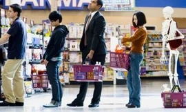 Quầy tính tiền siêu chậm