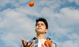 Những quả bóng tung hứng