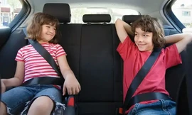 Dây an toàn buộc vào đâu?