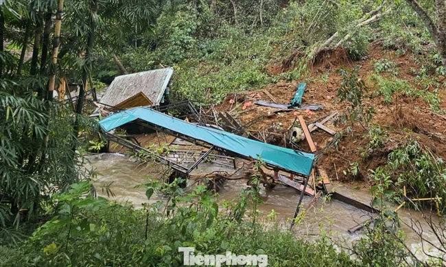 Thác Pa Sỹ nổi tiếng Măng Đen tạm dừng đón khách du lịch