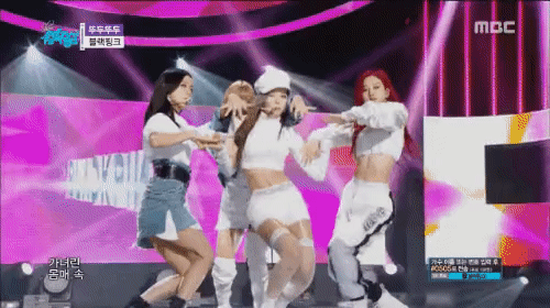 Vũ đạo đúng phải như thế này