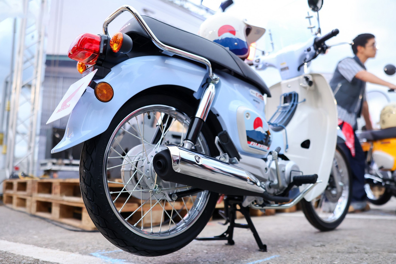 honda-super-cub-fujisan-9.jpg