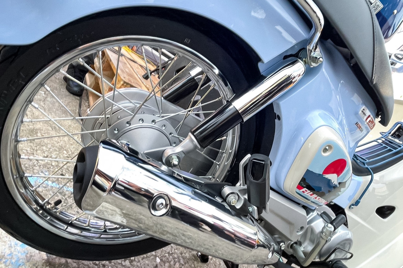 honda-super-cub-fujisan-12.jpg