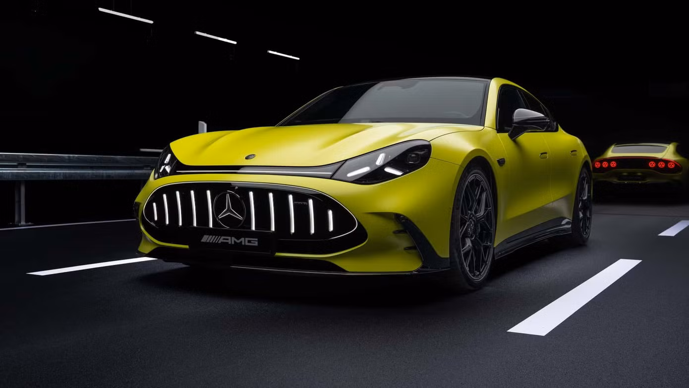 mercedes-amg-gt-4-door-4340.jpg