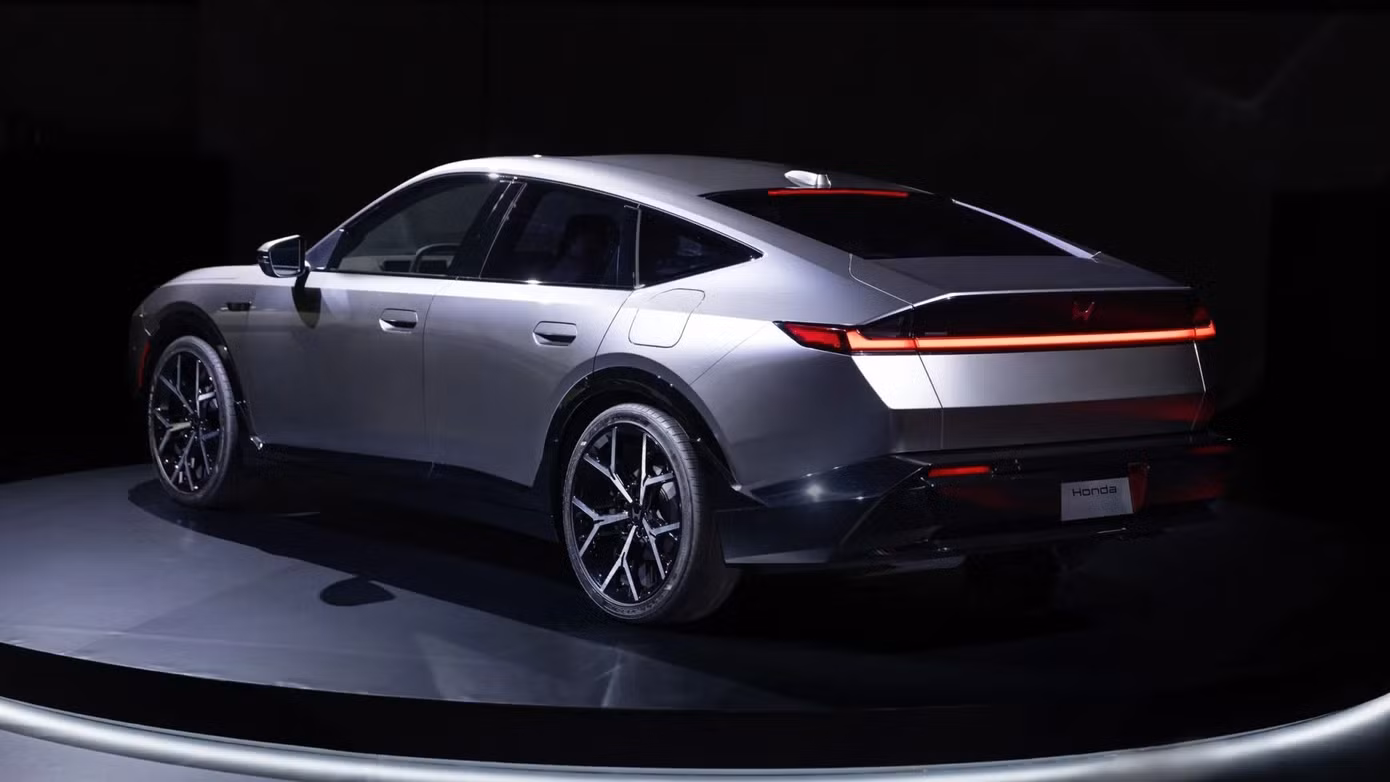 honda-hybrid-sedan-prototype-2-2048x1152.jpg