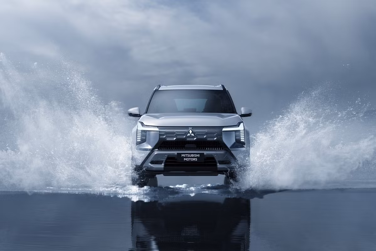 mitsubishi-destinator-launch-3.png