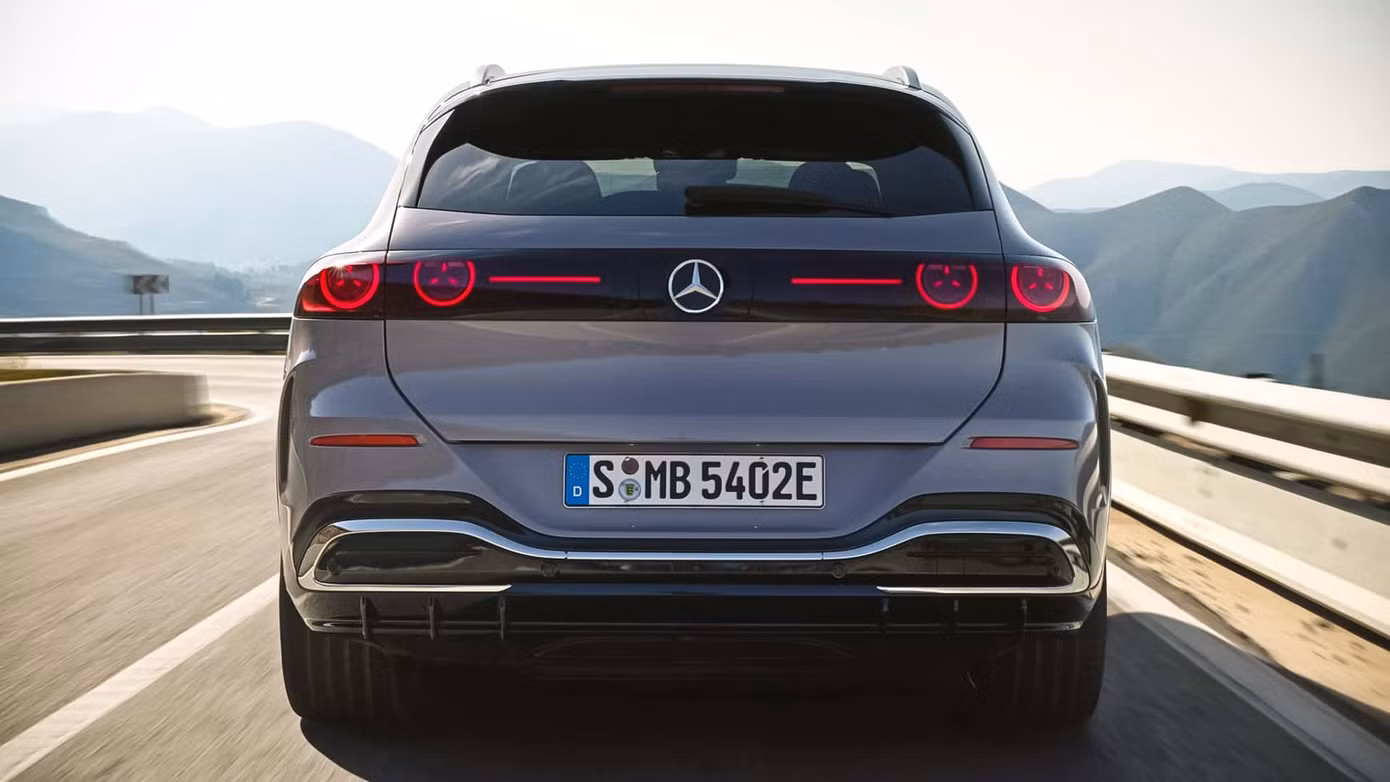 mercedes-glc-eq-2025-3.jpg