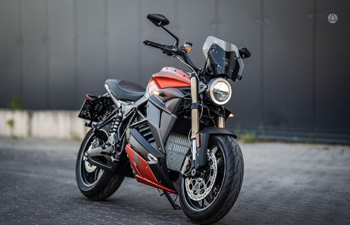energica-esseesse9-ielas-motocikls-0.jpg