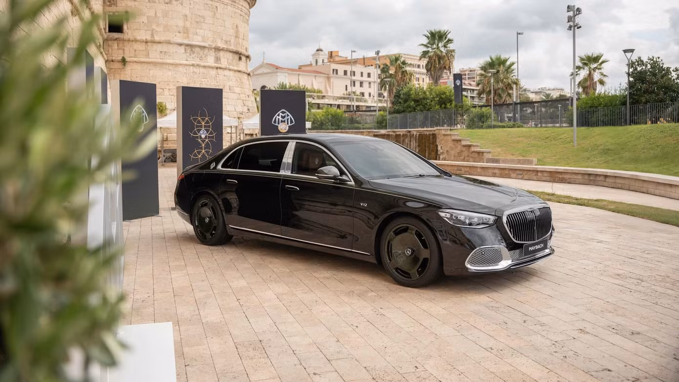 2025-mercedes-maybach-s-class-v12-edition-5.jpg