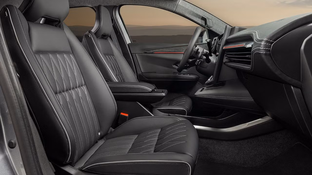 mitsubishi-eclipse-cross-2026-2025110113-1758108320-10.jpg