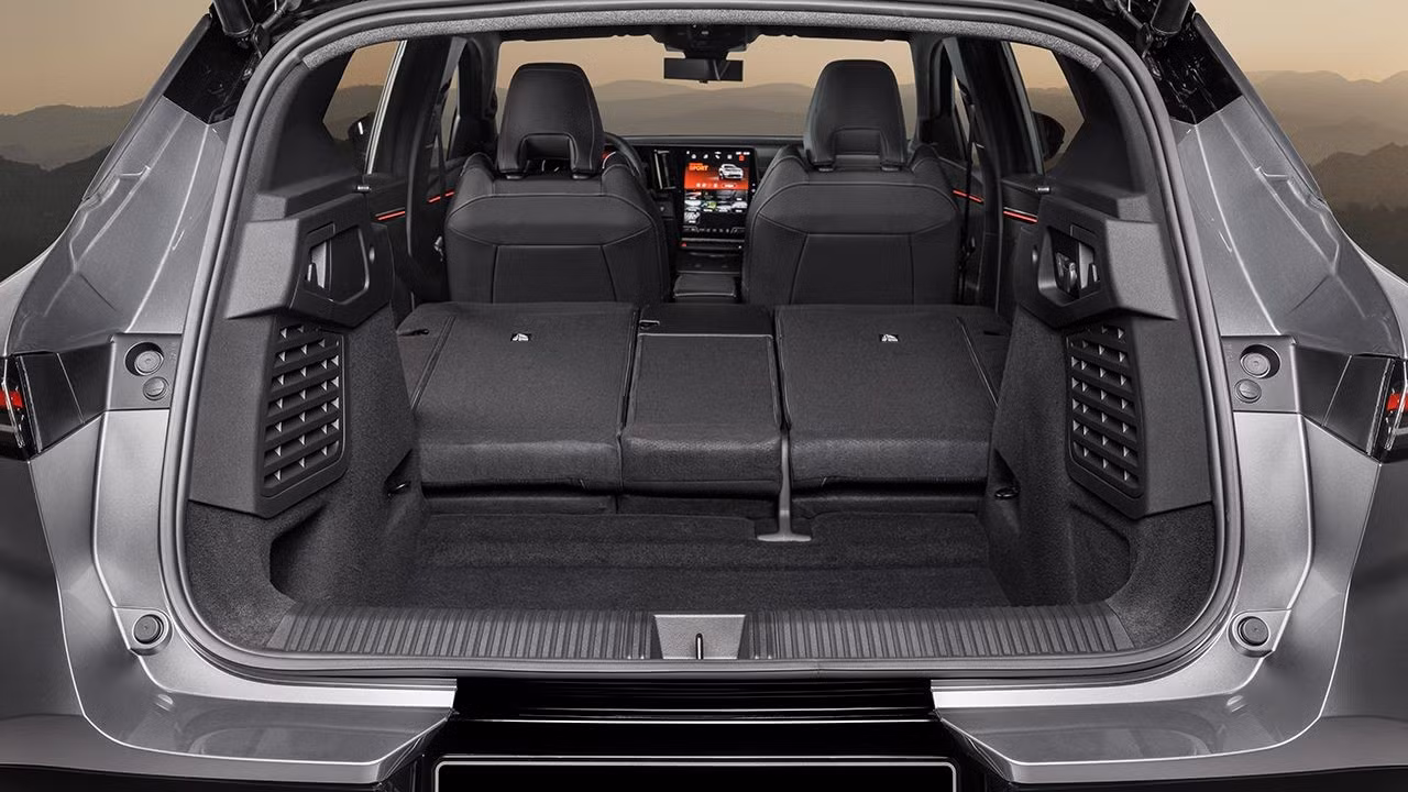 mitsubishi-eclipse-cross-2026-2025110113-1758108323-13.jpg