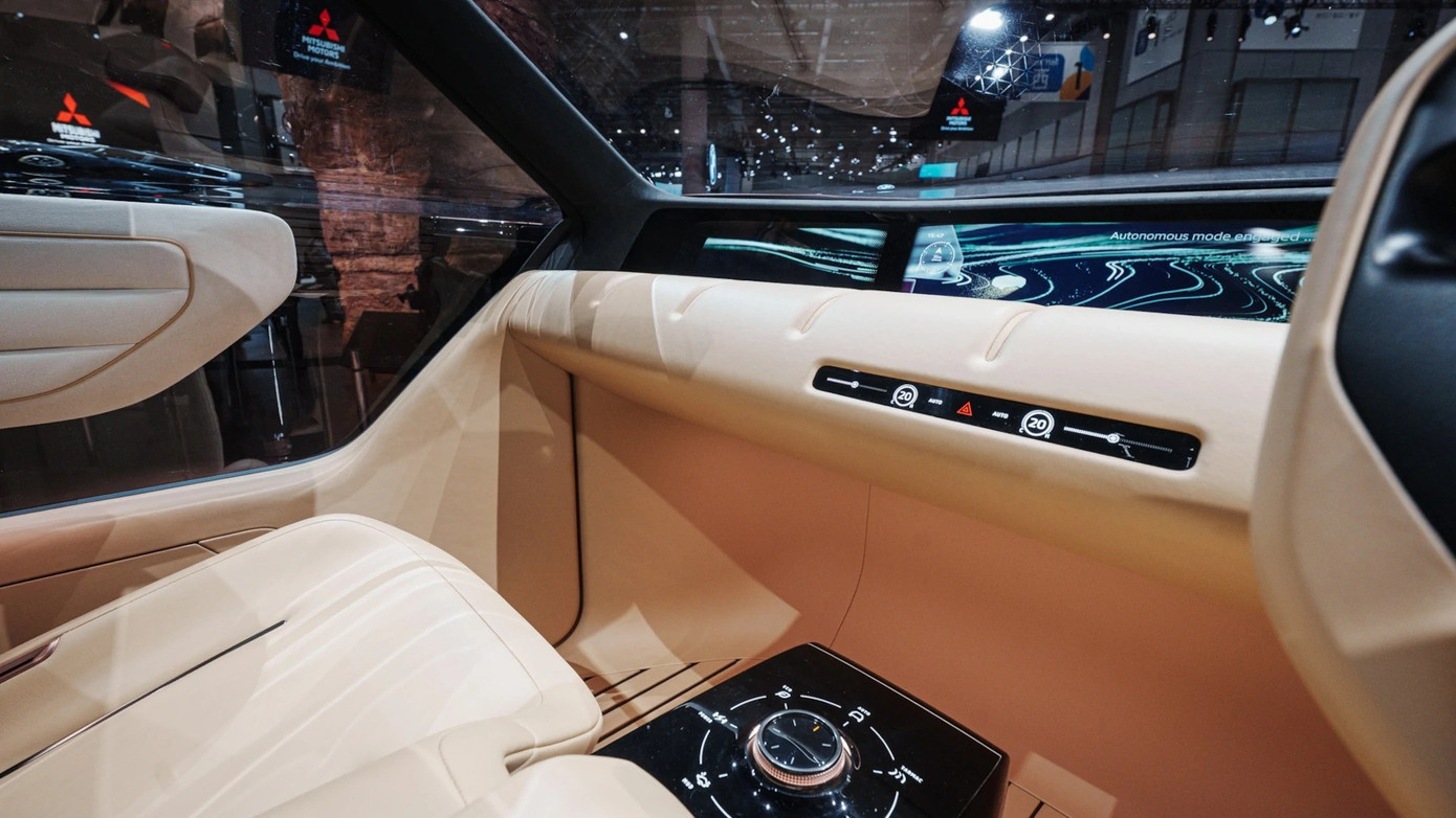 mitsubishi-elevance-concept-inte-6.jpg