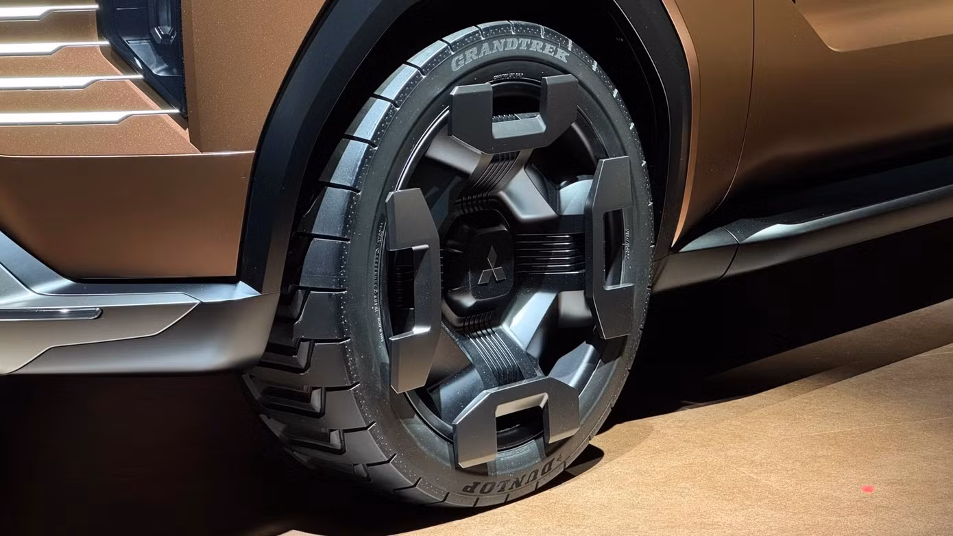 mitsubishi-elevance-concept-05-1.jpg