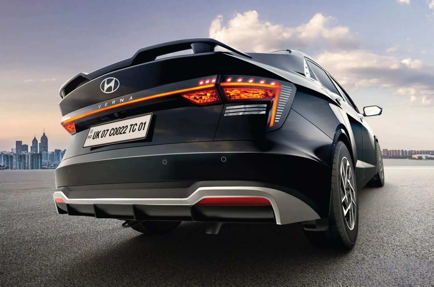 2026-hyundai-verna-india-22-2048.jpg