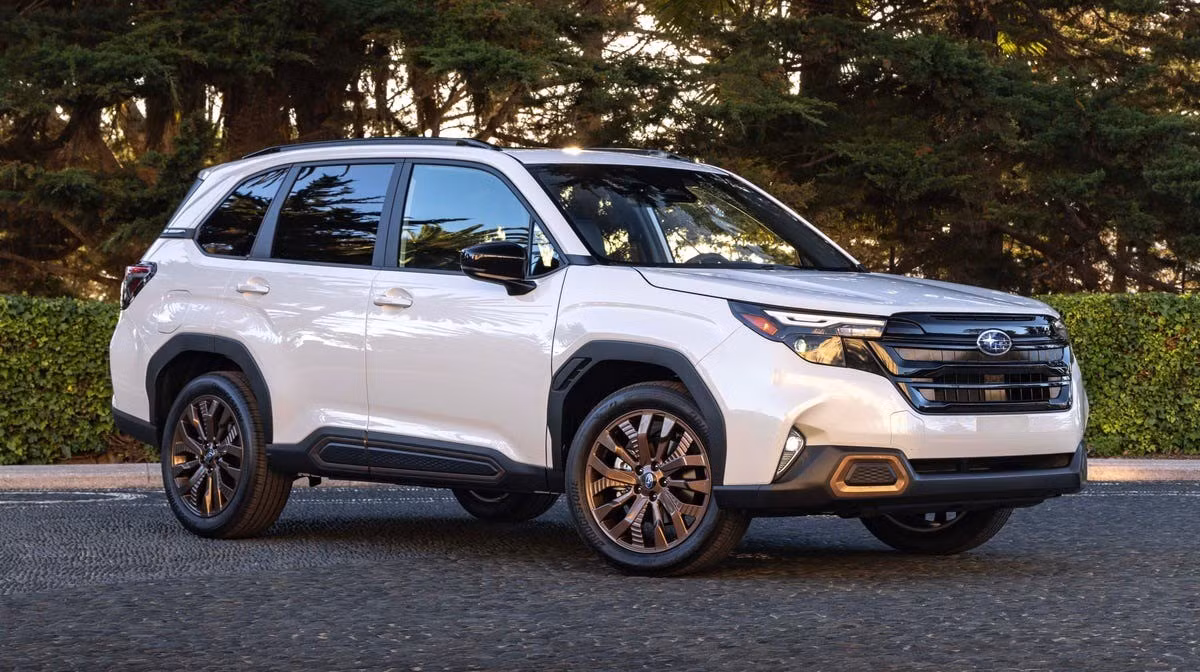 2025-subaru-forester-sport-front.jpg