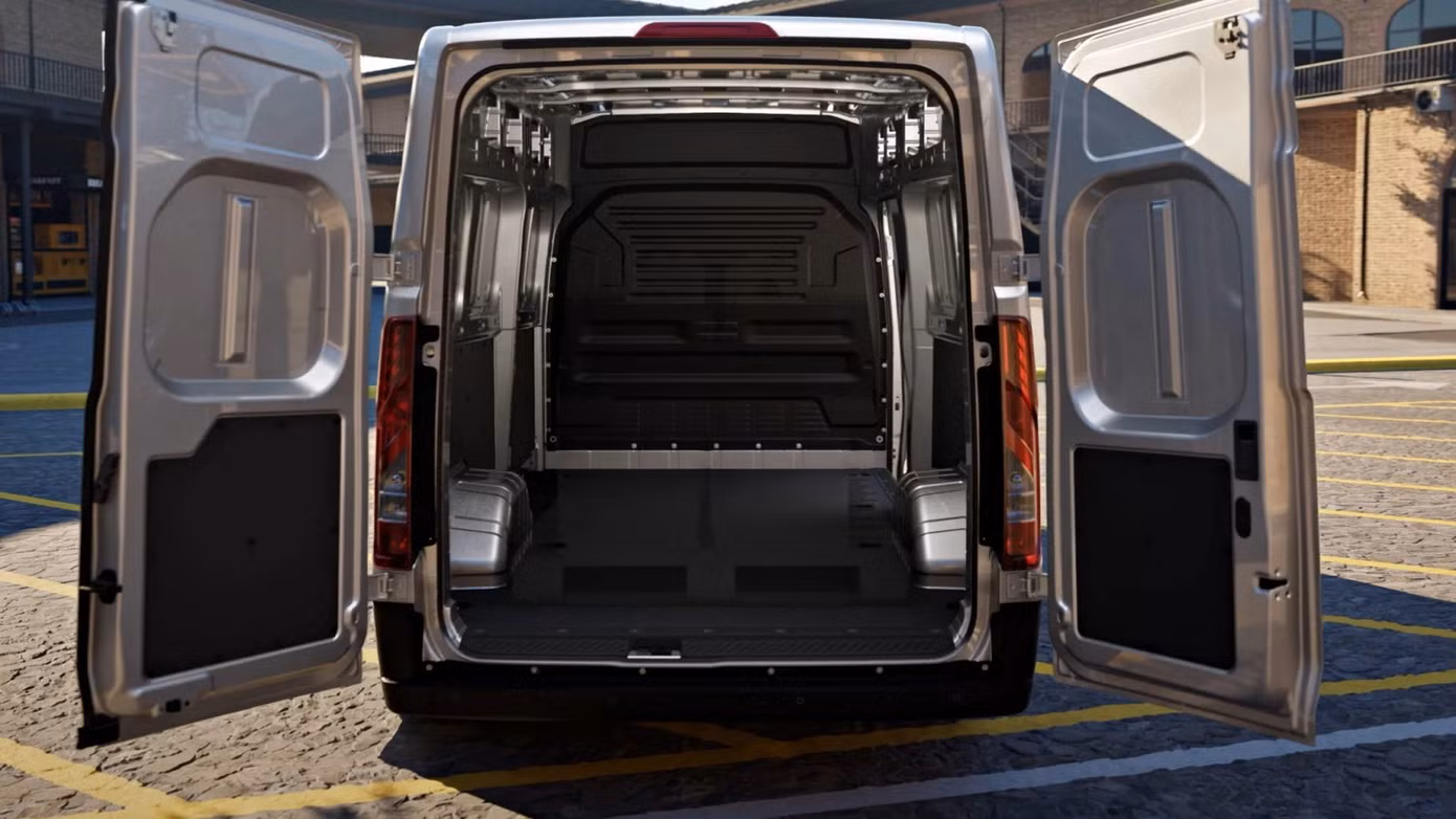 ford-transit-city-19-2048x1152.jpg