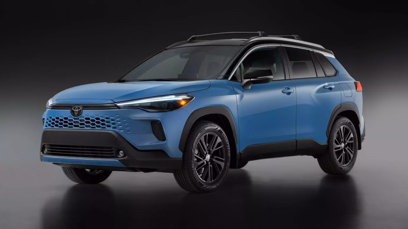 2026-toyota-corolla-cross-us-5s-2048x1152.jpg