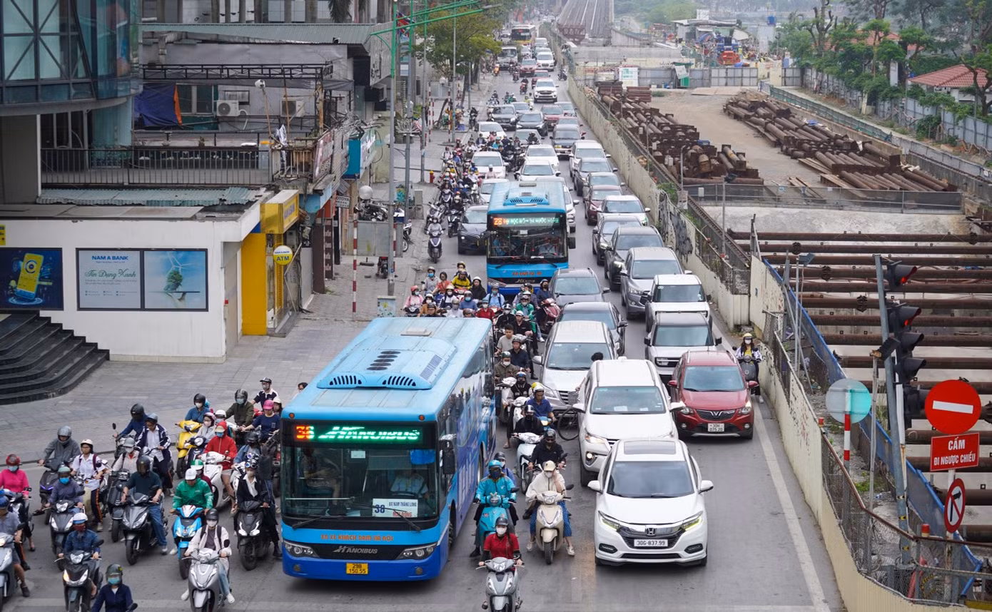 tac-duong-ha-noi.jpg