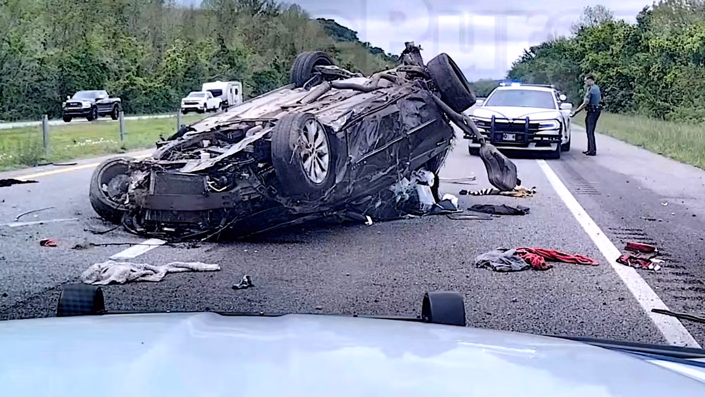high-speed-pursuit-female-suspect-crashes-goes-airborne-at-140mph-arkansas-state-police-12-45-screenshot-copy.jpg