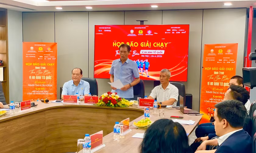 Hơn 3.000 VĐV tham dự giải chạy Hành trình theo chân Bác - Vì an ninh Tổ quốc 2026