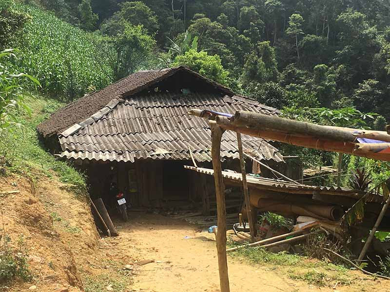 Ngôi nhà ông Thăng trở nên nặng nề sau vụ việc xảy ra.