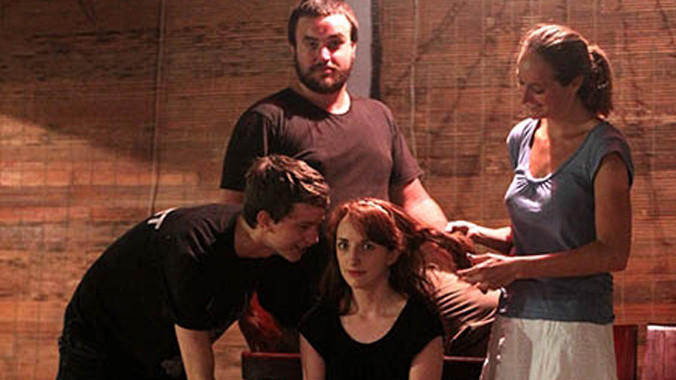 Bốn hoạt kịch ngắn trong ba ngày