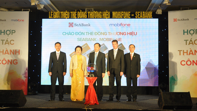 Công bố thẻ đồng thương hiệu MobiFone - SeABank VISA