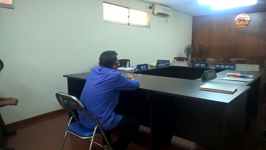 Nguyễn Khánh Hưng tại tòa ngày 12/9. Ảnh: Tân Châu.