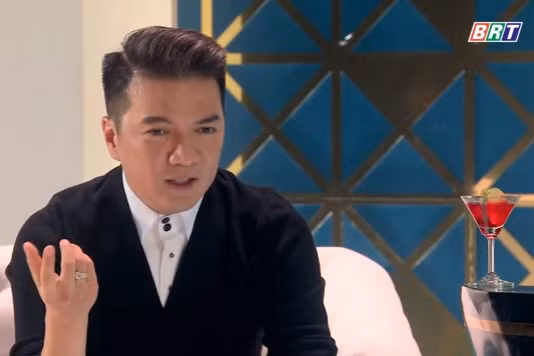Đàm Vĩnh Hưng cho rằng giữa anh và Dương Triệu Vũ là tình thân chứ không phải tình yêu.
