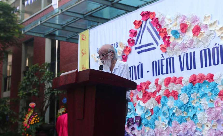 Sáng nay, PGS.TS Văn Như Cương đã có bài phát biểu đáng suy ngẫm tại lễ khai giảng ở trường THPT Lương Thế Vinh.