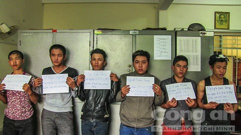 Các nghi can tại cơ quan điều tra