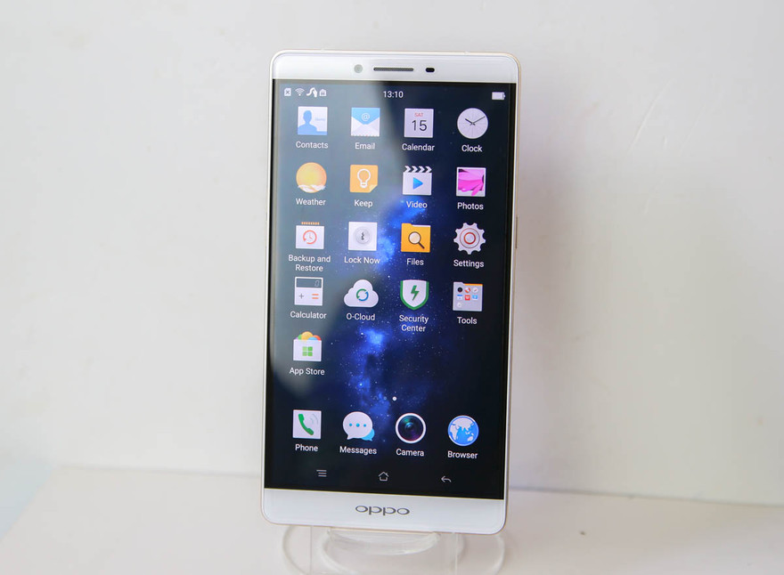 Oppo R7 Plus.