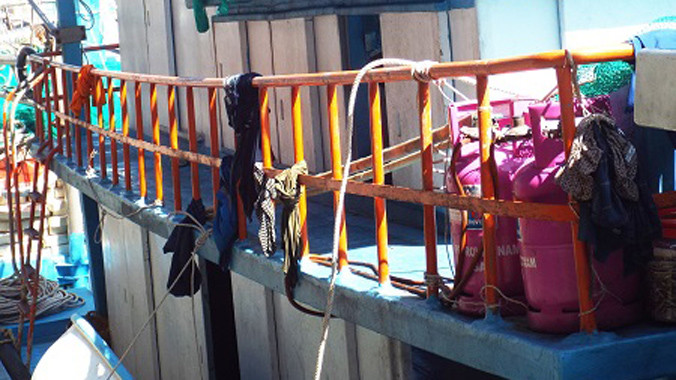 "Bom hẹn giờ" trên tàu cá ở cảng Hòn Rớ, Nha Trang.