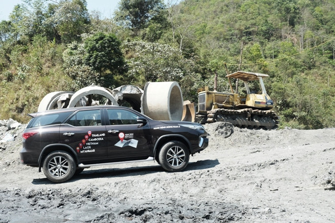 [Đánh giá] Toyota Fortuner 2017: Tài sắc có vẹn toàn?