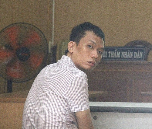 Nguyễn Hoàng Dương tại tòa. Ảnh: Tân Châu