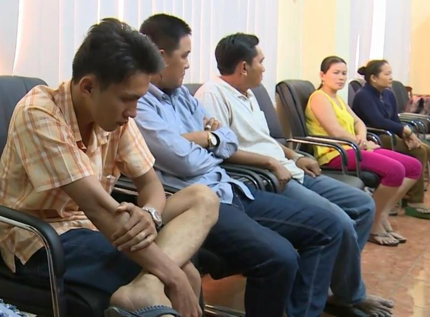 Các đối tượng trong vụ án tại cơ quan công an.