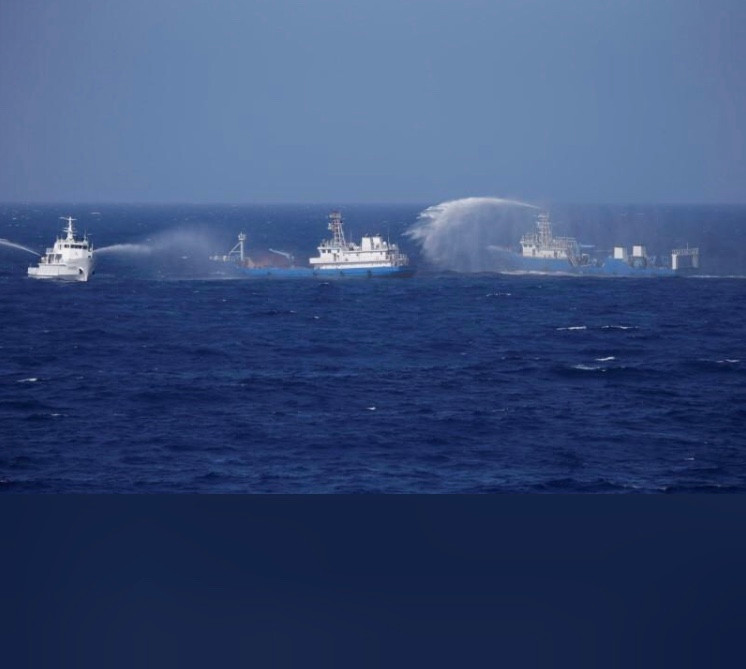 Đang đàm phán với Trung Quốc, Mỹ điều tàu chiến tiến sát Hoàng Sa