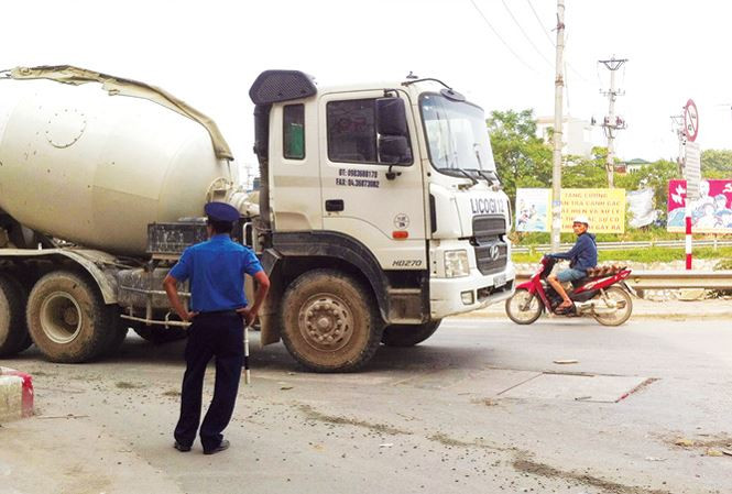 Mới nhất vụ Chánh Thanh tra Sở GTVT Hà Nội bị 'tố' bảo kê