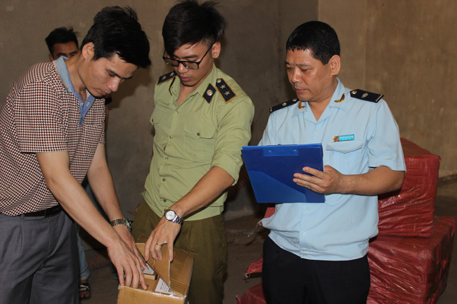 Tổ công tác liên ngành kiểm tra hàng hóa vi phạm