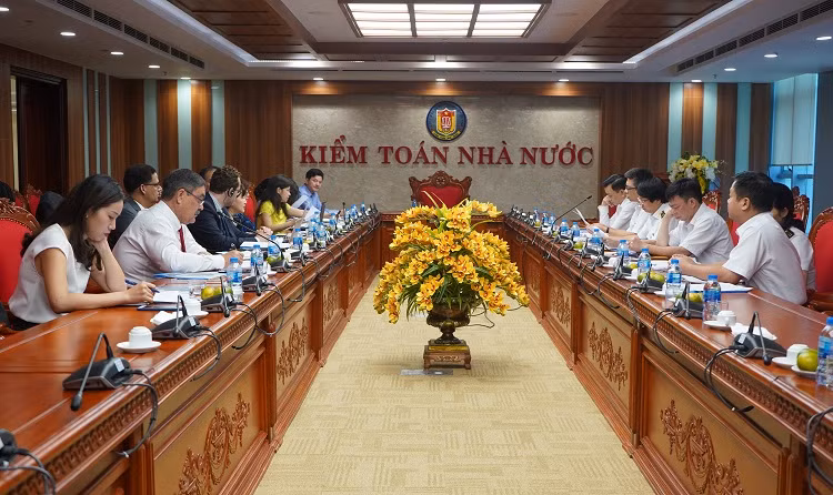 Đoàn công tác làm việc với Kiểm toán Nhà nước. Ảnh: Kiểm toán Nhà nước