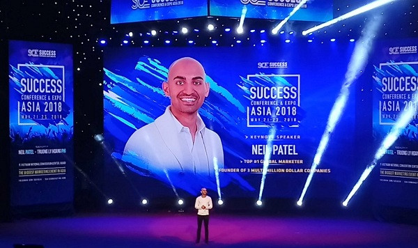 Tỷ phú 'vô gia cư' dạy doanh nhân Việt làm giàu