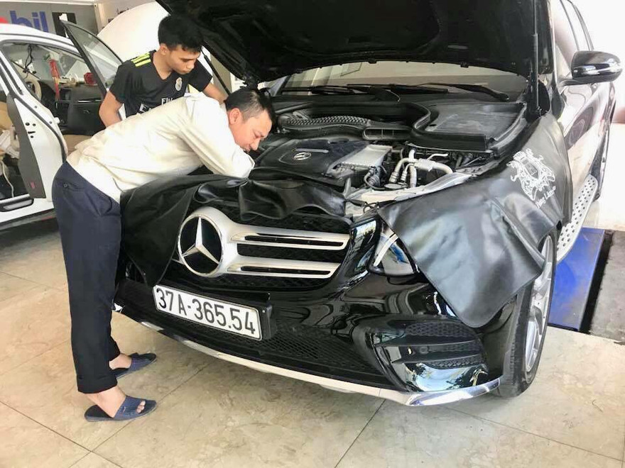 Khách hàng ở Nghệ An đưa xe đi kiểm tra vi sai cầu trước