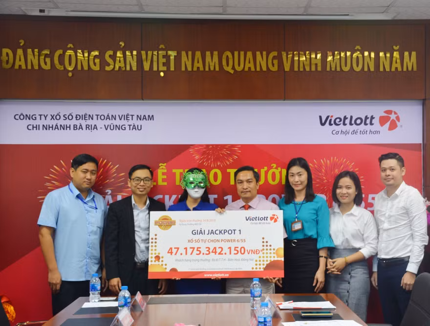 Một người chơi đến từ Đồng Nai nhận giải Jackpot 1 trị giá hơn 47 tỷ đồng mới đây