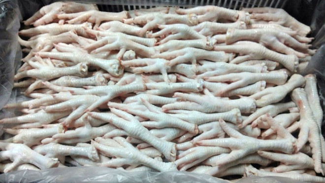 Chân gà đông lạnh. Ảnh minh họa
