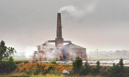 Lò gạch trái phép. Ảnh: VnExpress