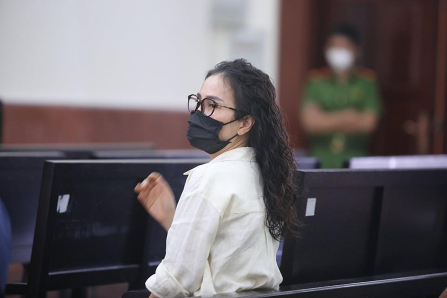 Bà Lê Thị Thanh Thúy tại phiên tòa sáng nay 2/12