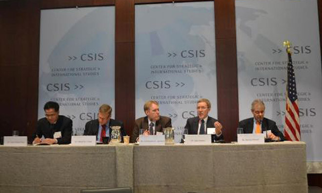 Cuộc hội thảo về biển Đông tại Trung tâm Nghiên cứu Quốc tế và Chiến lược. Ảnh: Vietnamnet