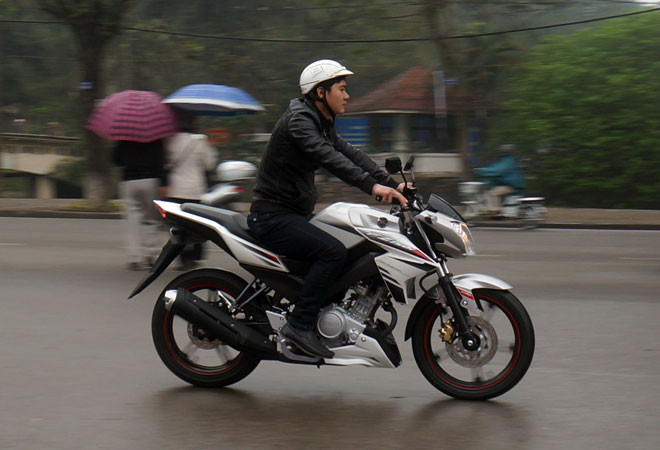 Yamaha FZ150i: ‘Hoàng tử bạch mã’ hoạt động thế nào?