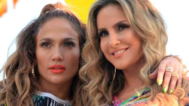 Claudia Leitte bị gọi là “Jennifer Lopez thứ hai” vì đều có vẻ đẹp Mỹ Latin bốc lửa.